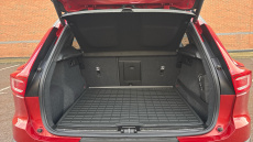 Volvo Xc40 2.0 T5 R DESIGN 5dr AWD Geartronic Petrol Estate